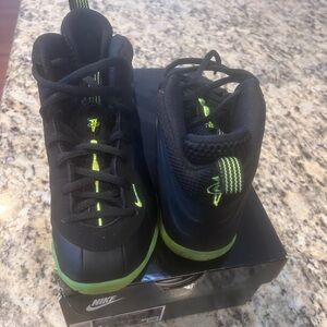 Nike Black and Neon Green High-Tops